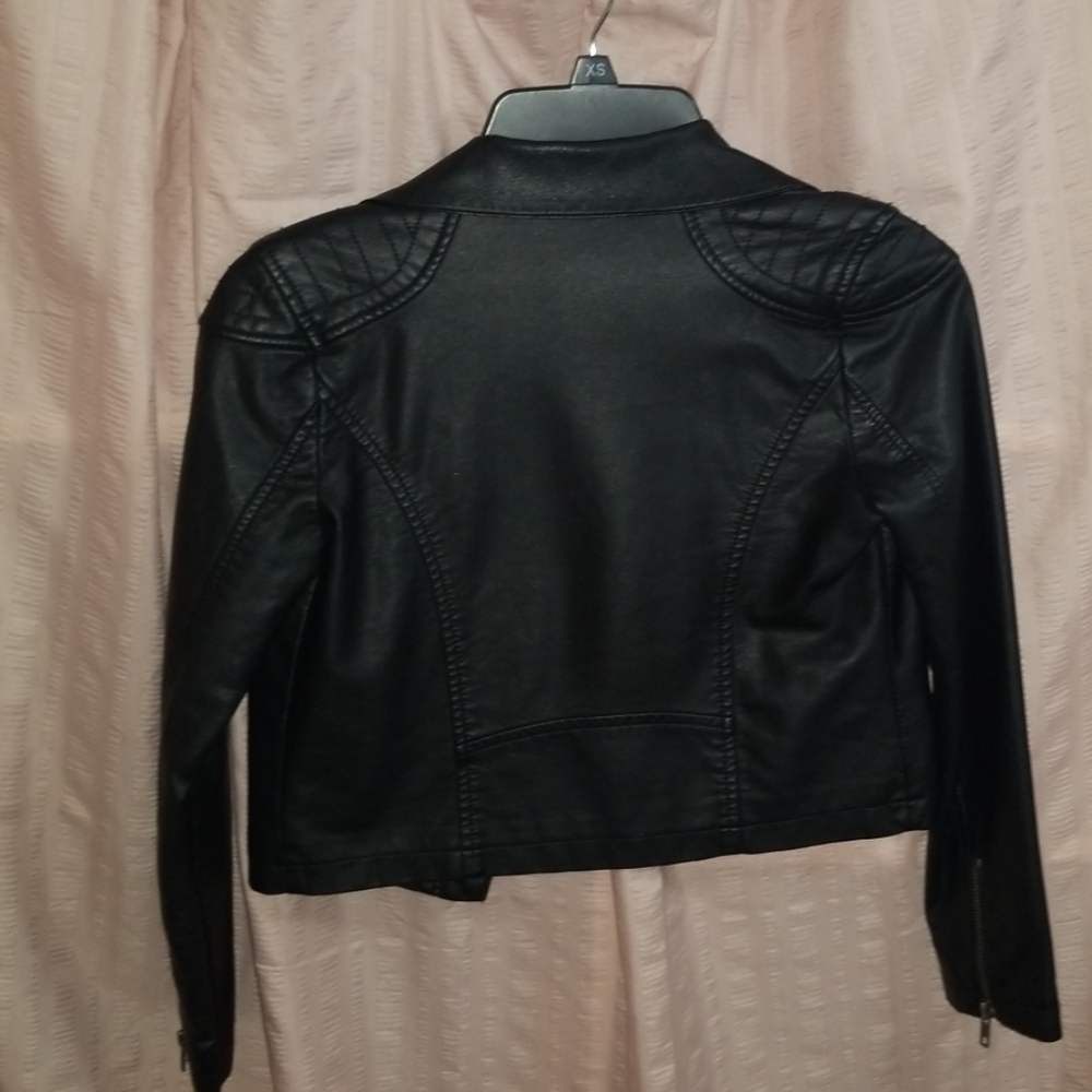 Jacket - Picture 2 of 4